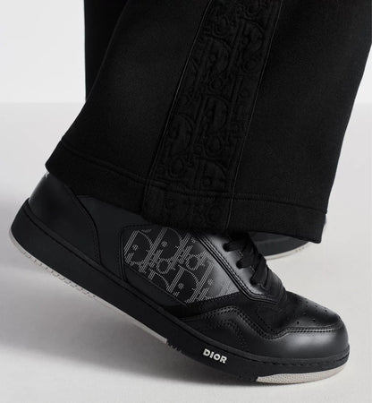 B27 Uptown Low-Top Sneaker