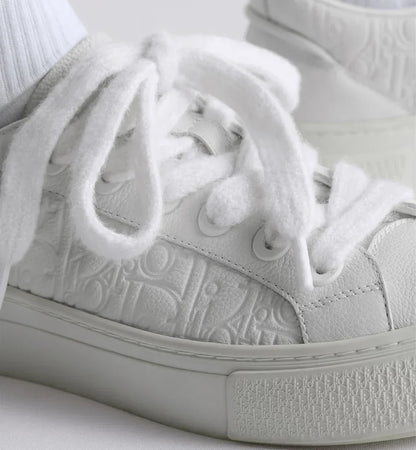 B33 Spin Sneaker